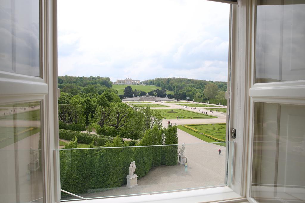 Schloss Schoenbrunn Grand Appartement *