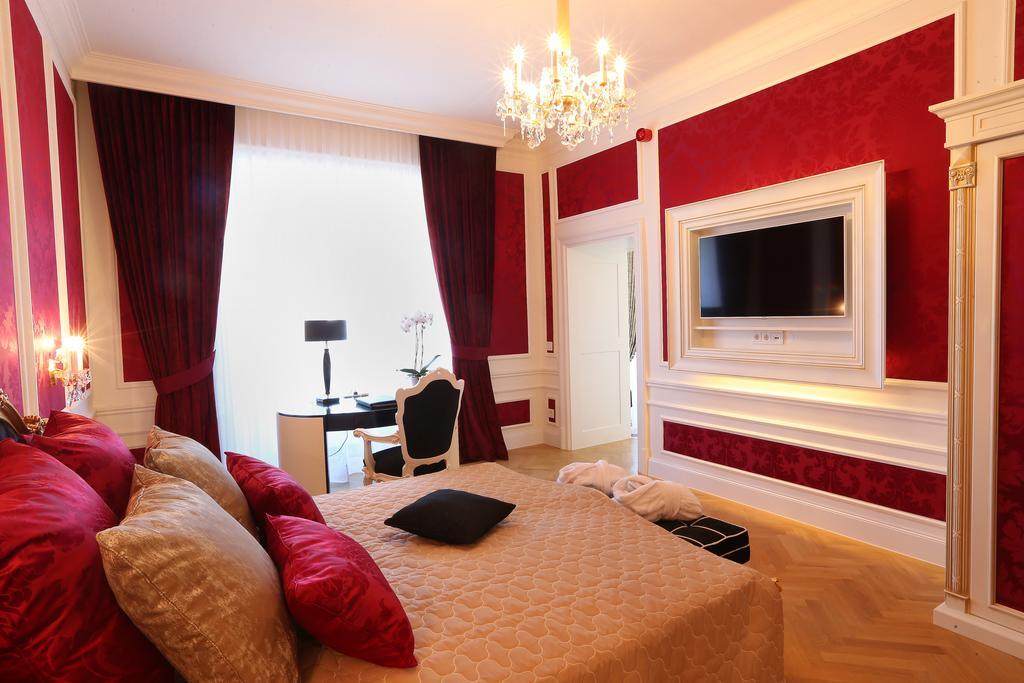 Schloss Schoenbrunn Grand Appartement *